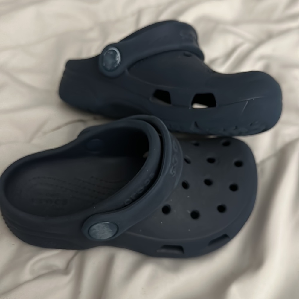 Cute Crocs - Picture 3 of 3